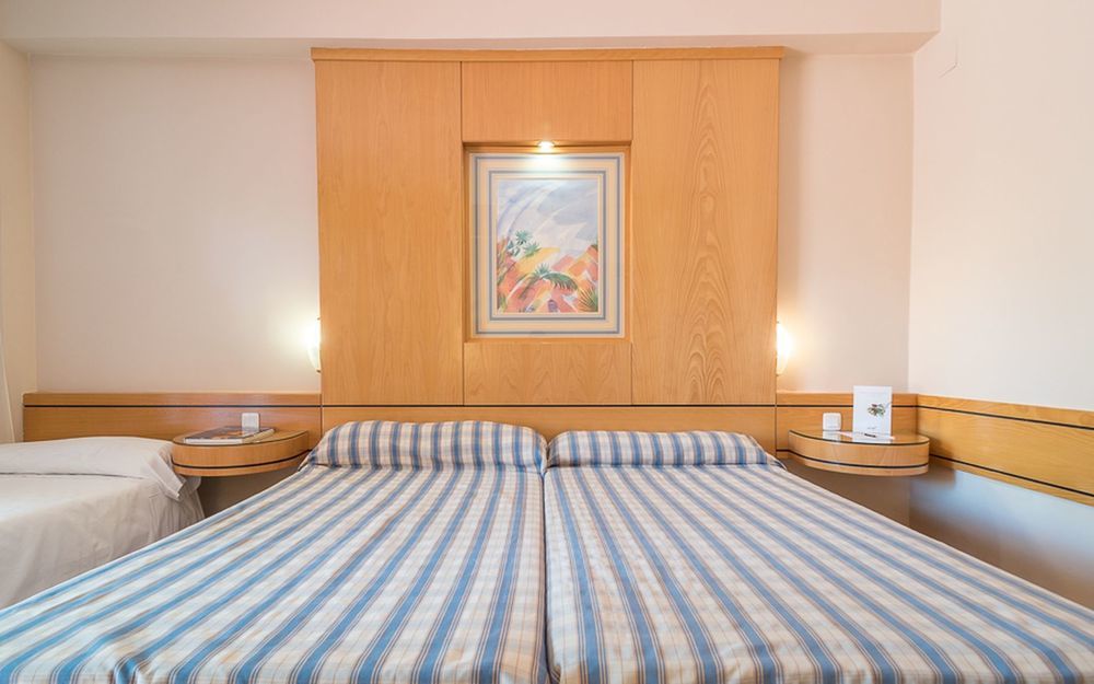 Intelier Bonaire Hotel 4*